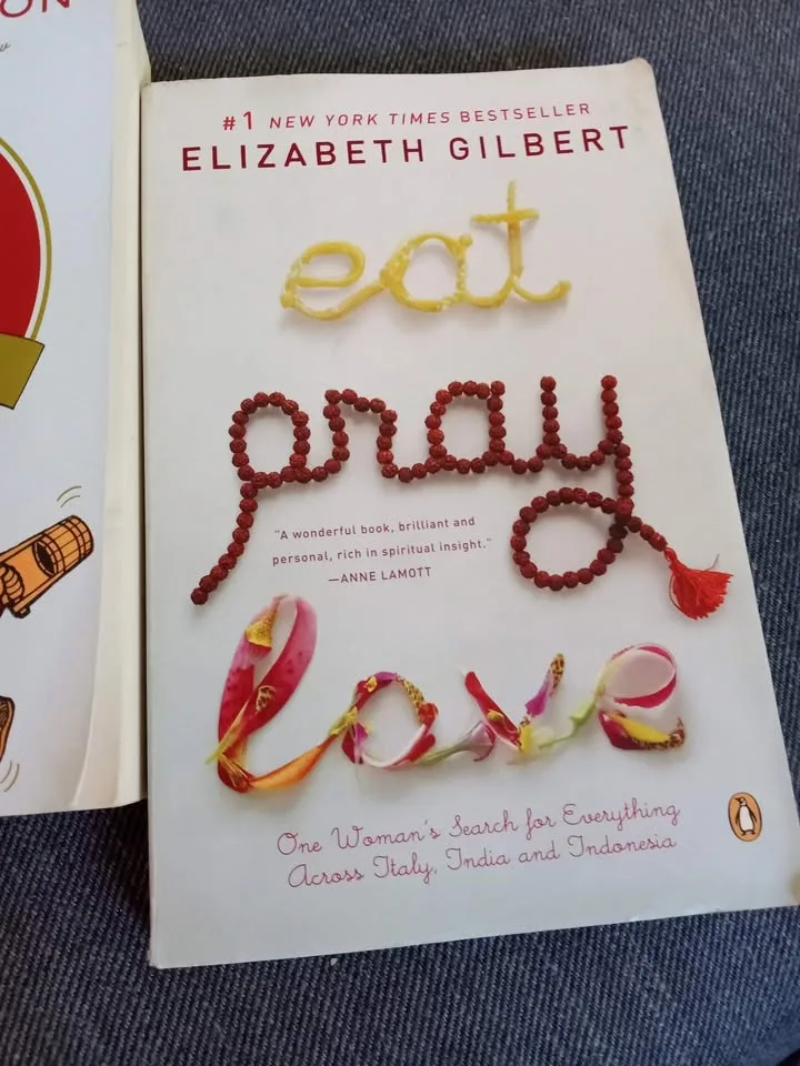 3 Travel Memoir Books image indicator(5)