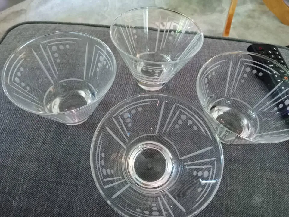 Gorgeous Vintage stemless Martini glasses image indicator(2)