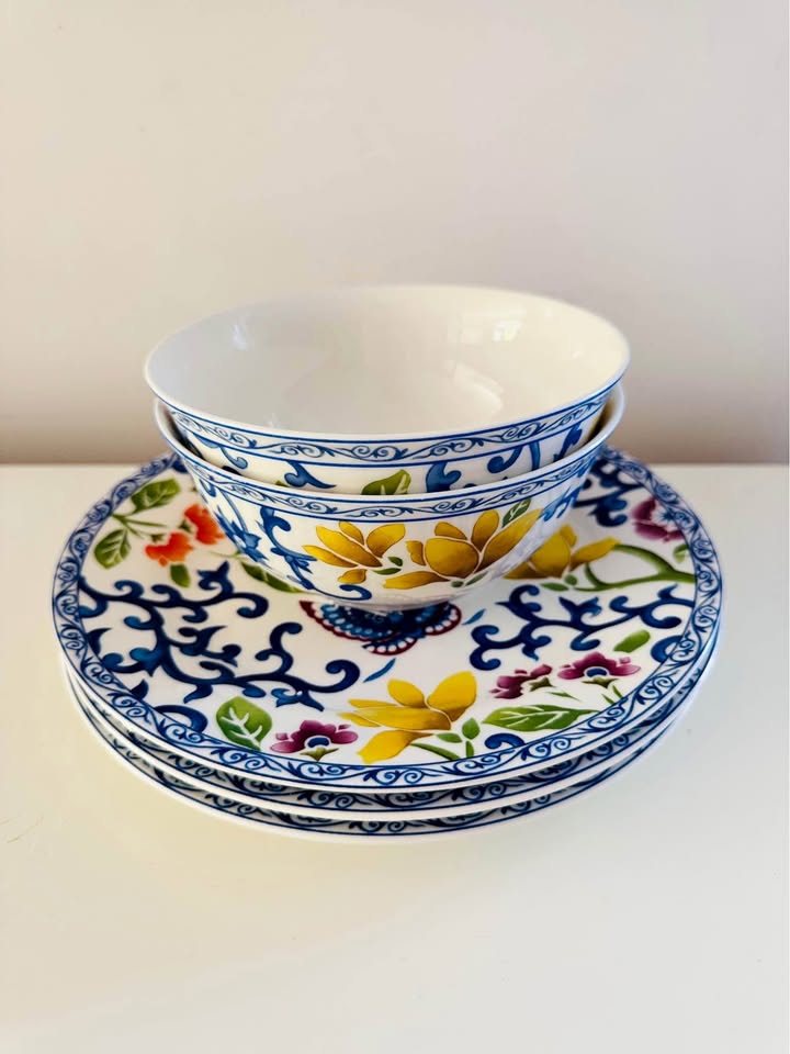 Lauren Ralph Lauren Plates & Bowls