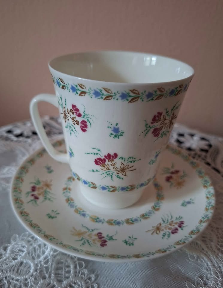 LFZ Lomonosov Cup and Saucer - photo 4