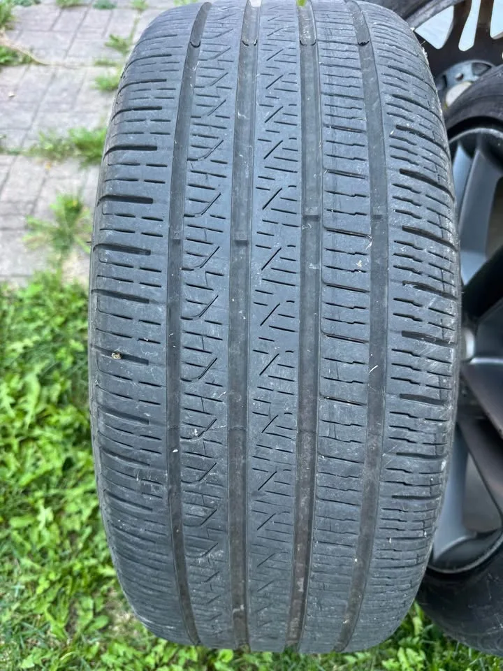 19 inch Rims with tires, 255/40/19new tires. 5x100 image indicator(6)