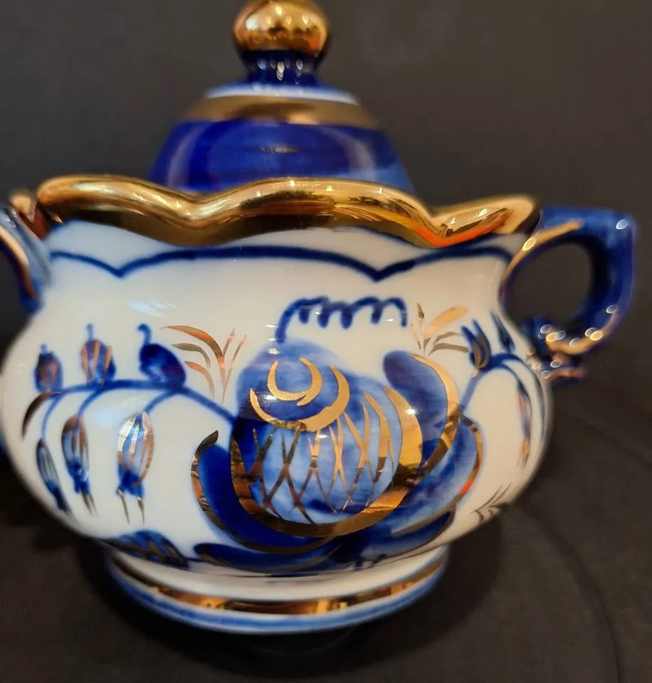 Gzhel Sugar Bowl Hand Painted Gold image indicator(4)
