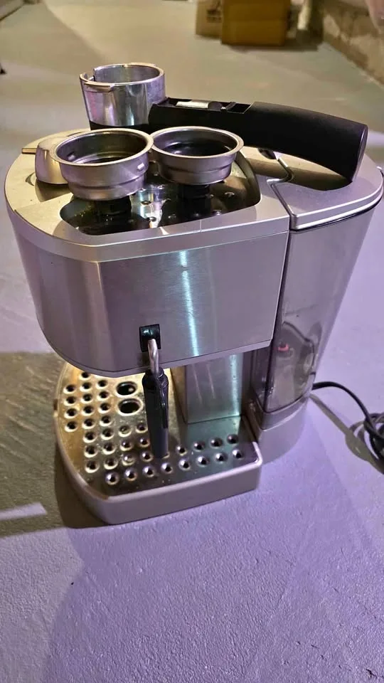 DeLonghi coffee espresso machine thumbnail
