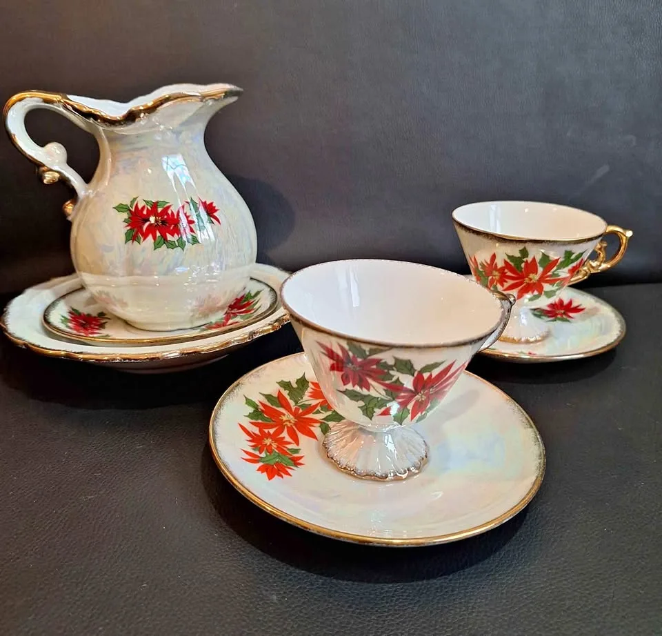 Vintage Brinns Poinsetta Pitcher, Bowl, 2 Cups & Saucers thumbnail