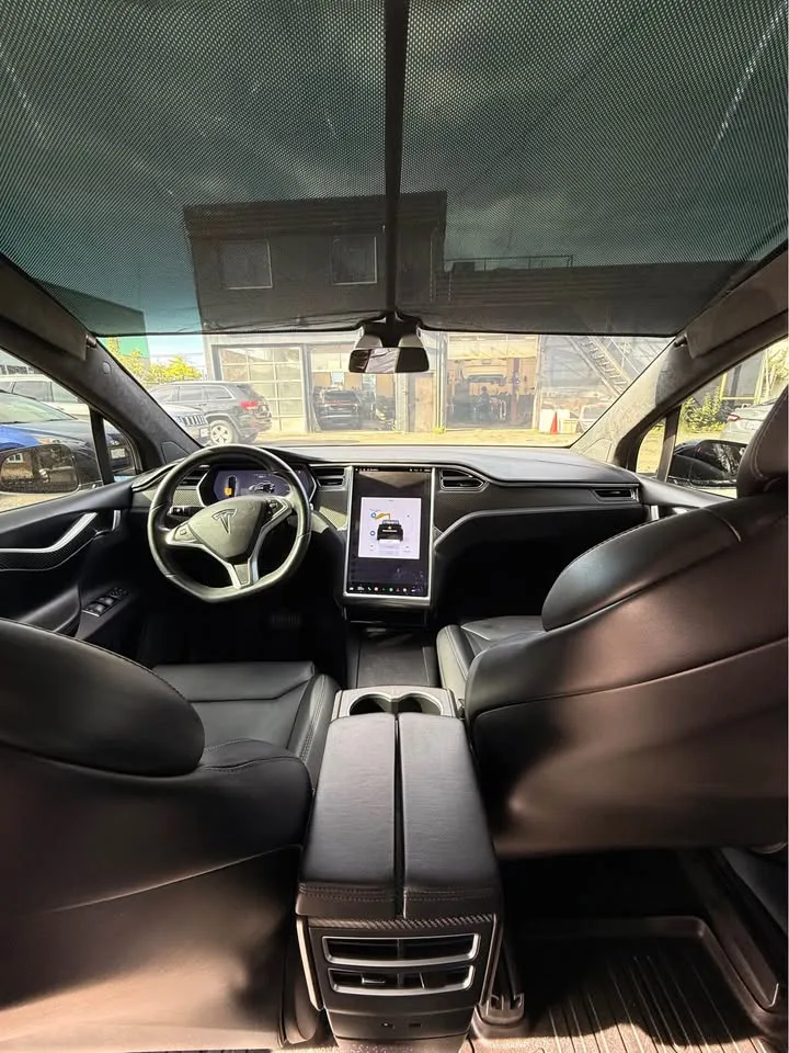 2017 Tesla Model X image indicator(8)