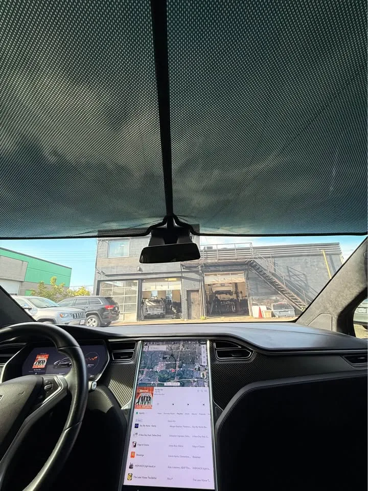 2017 Tesla Model X image indicator(10)