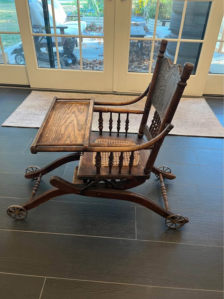 Antique High Chair/ Stroller - photo 2