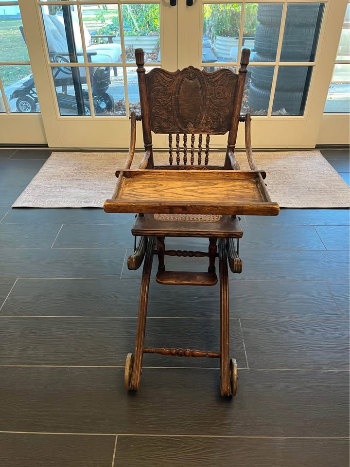 Antique High Chair/ Stroller - photo 3