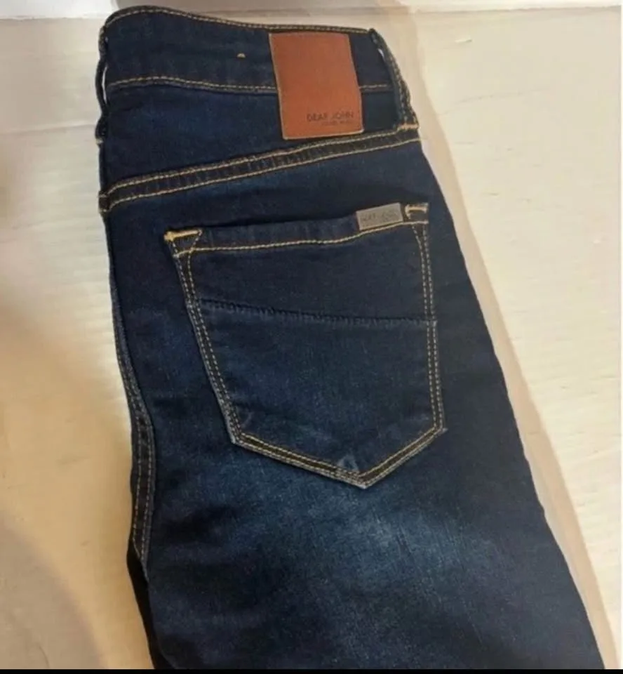 $274 Dear John Women's Gisele Jeans size 24 Karma image indicator(5)