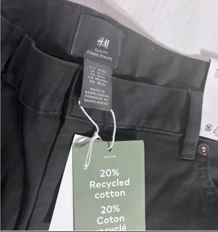 H&M Dark Olive Colour Pants Men W38 L32 slim fit image indicator(2)