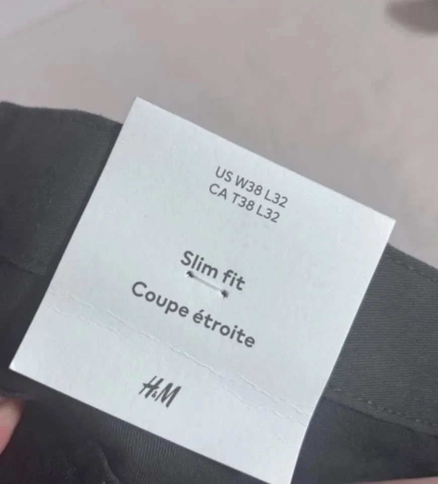 H&M Dark Olive Colour Pants Men W38 L32 slim fit image indicator(4)