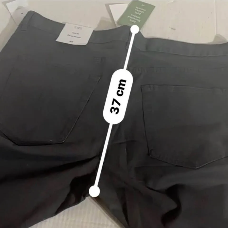 H&M Dark Olive Colour Pants Men W38 L32 slim fit image indicator(6)