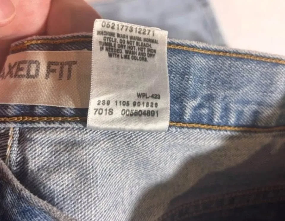 Levi's Relaxed Fit Light Blue Men's Jeans size W33 L30 image indicator(3)