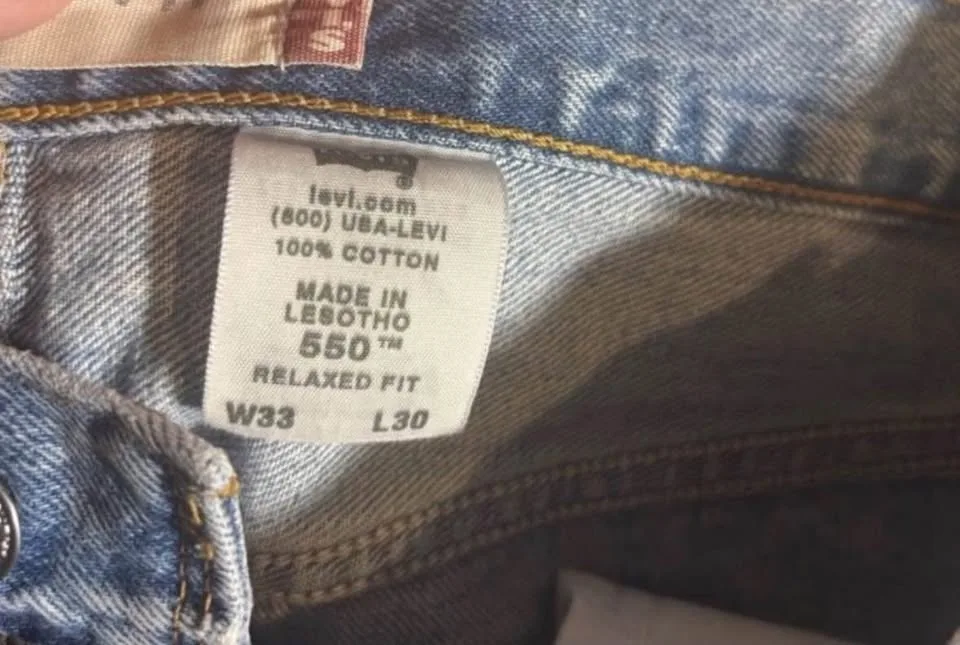 Levi's Relaxed Fit Light Blue Men's Jeans size W33 L30 image indicator(4)