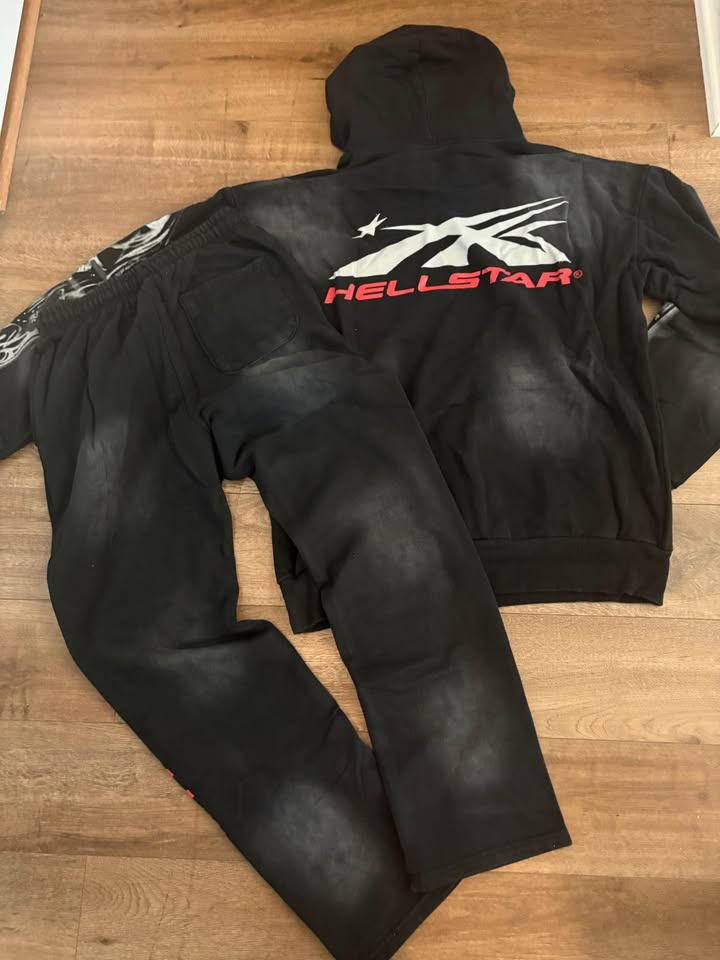 Hellstar tracksuit ‘airbrush skull’ MENS Medium - photo 2