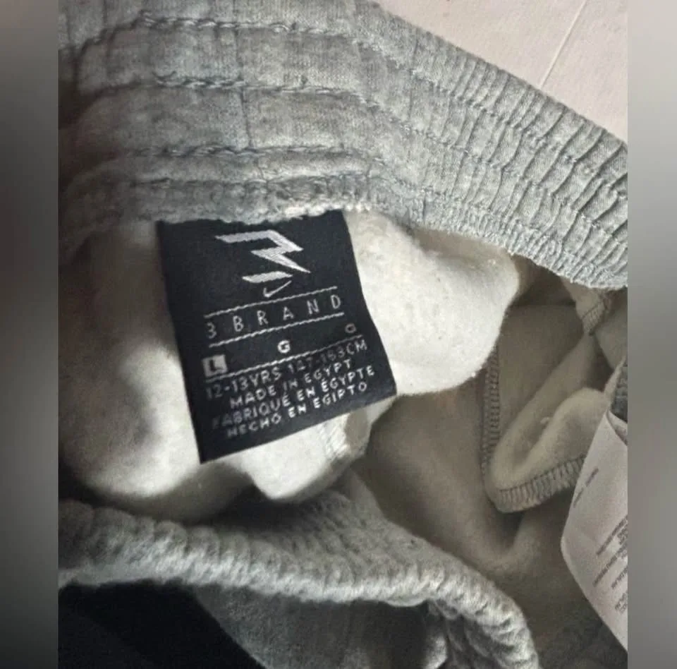 Nike Club Fleece joggers size 12/13 Large Youth unisex grey image indicator(6)