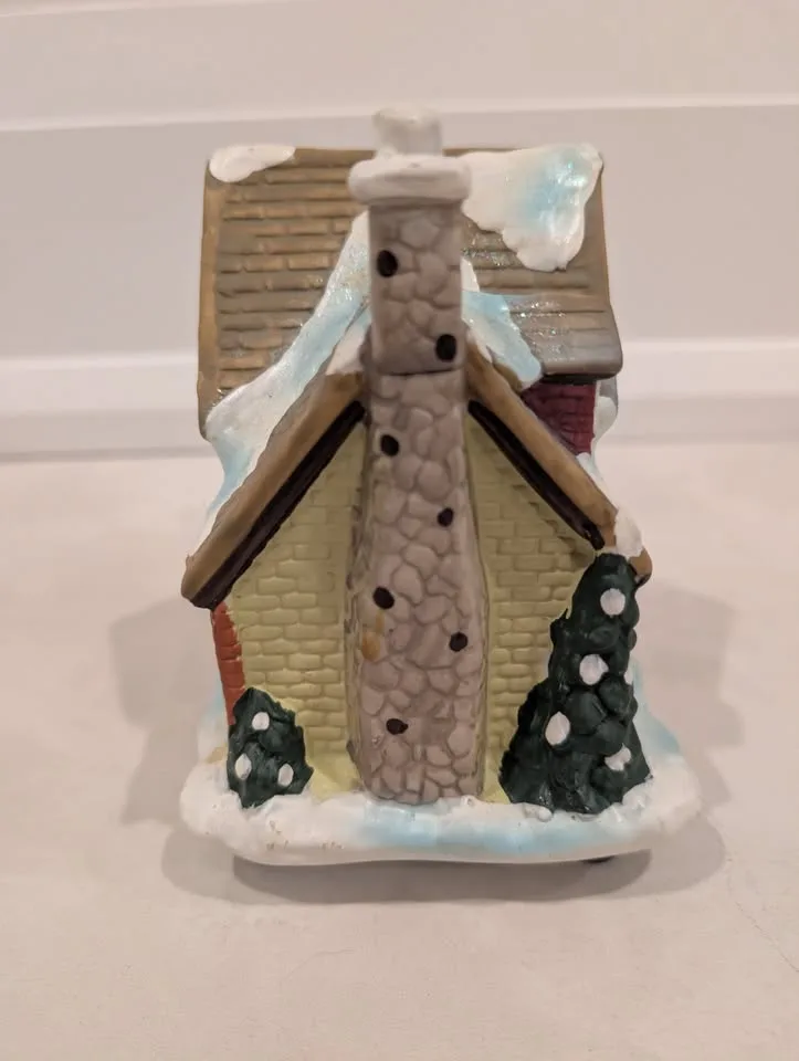 Bouclair Christmas Village Toy Store Battery Powered- works image indicator(5)