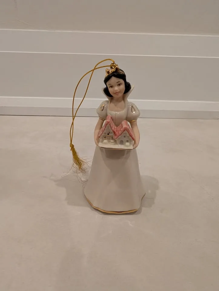 Lenox Snow White's Sweetest Treat Christmas Ornament image indicator(5)