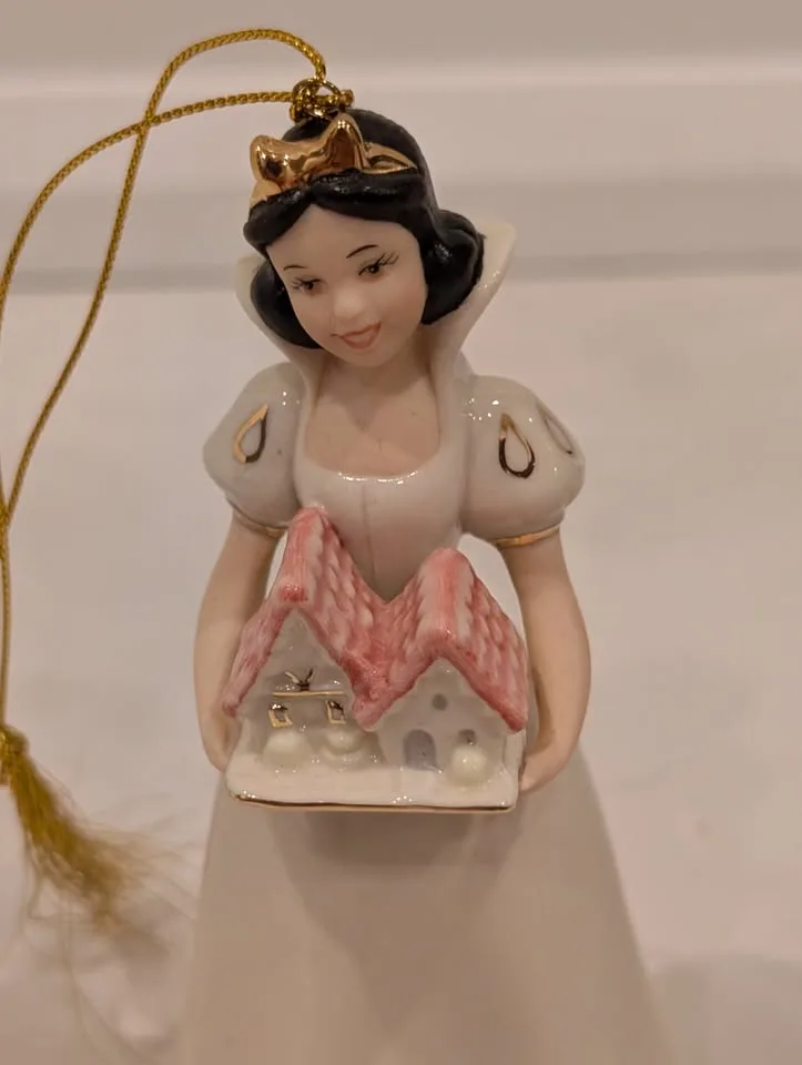 Lenox Snow White's Sweetest Treat Christmas Ornament image indicator(7)