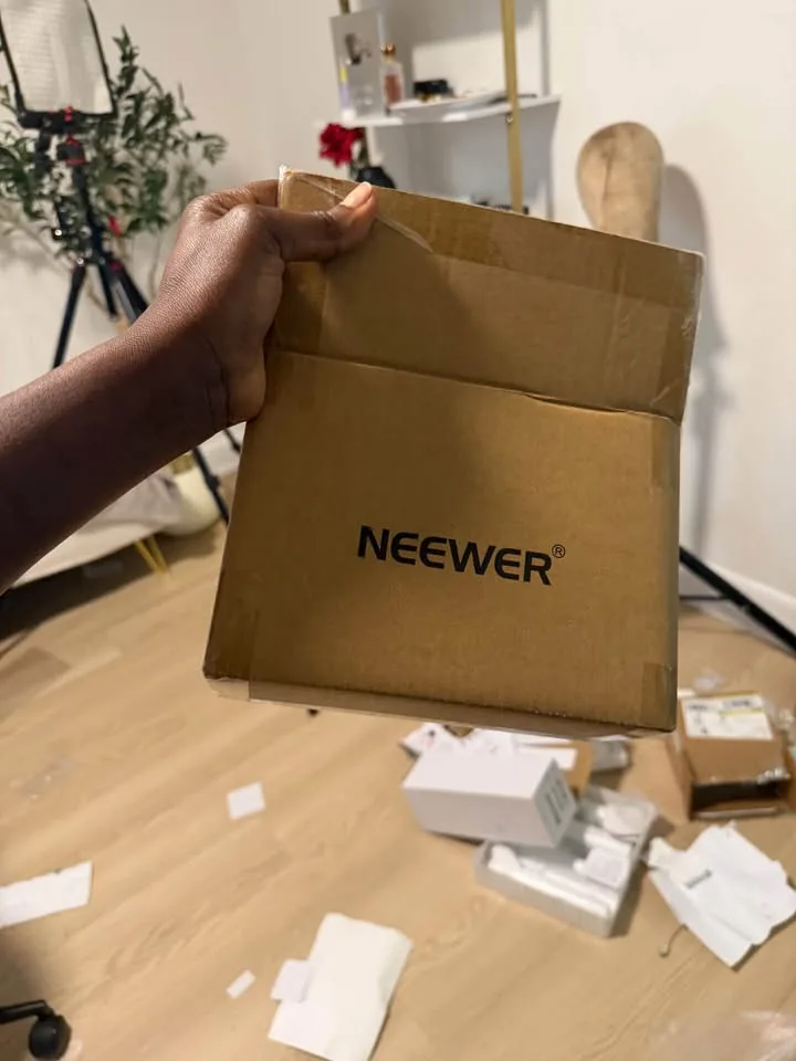 Neewer 3 Packs Professional Swivel Caster Wheels Set image indicator(2)