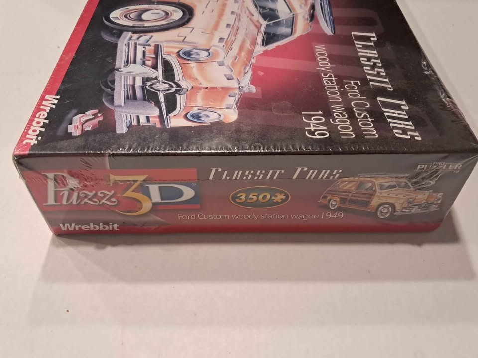 Wrebbit 3D Puzzle - 1949 Ford Custom Woody Wagon - photo 4