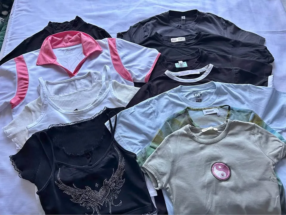 $5+ CLOSET CLEANOUT (sizes XS-L) thumbnail