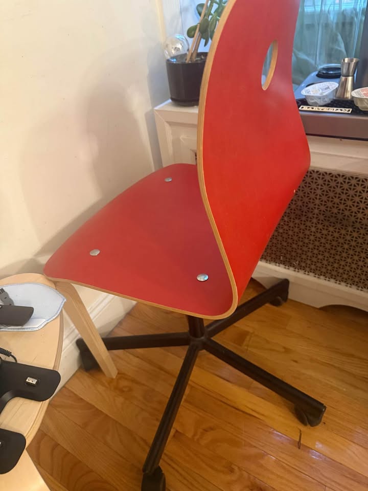 Red Swivle Wooden Chair - photo 2