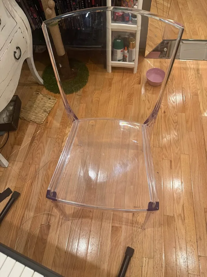 Acrylic Chair image indicator(3)