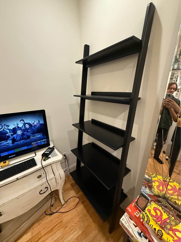 William Sonoma Bookshelf - photo 4