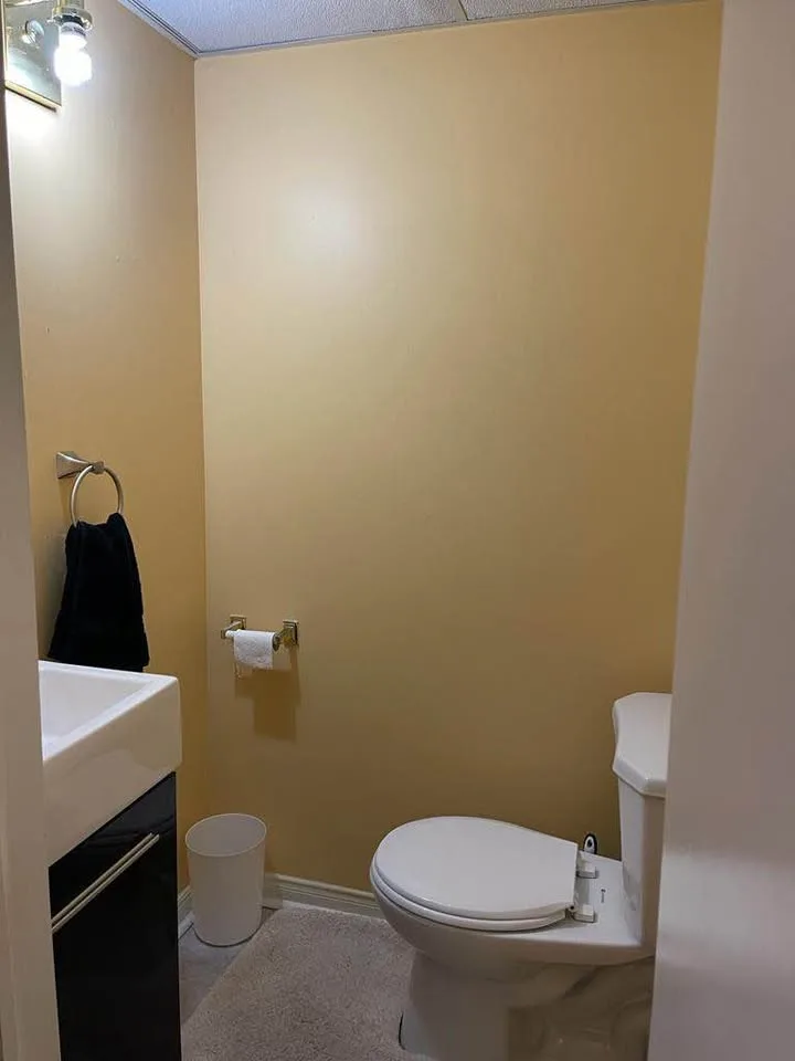 Private room for rent image indicator(6)