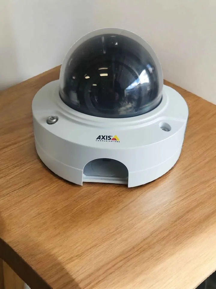 Dome internet Camera network Axis P3245-LVE retail $850 image indicator(4)