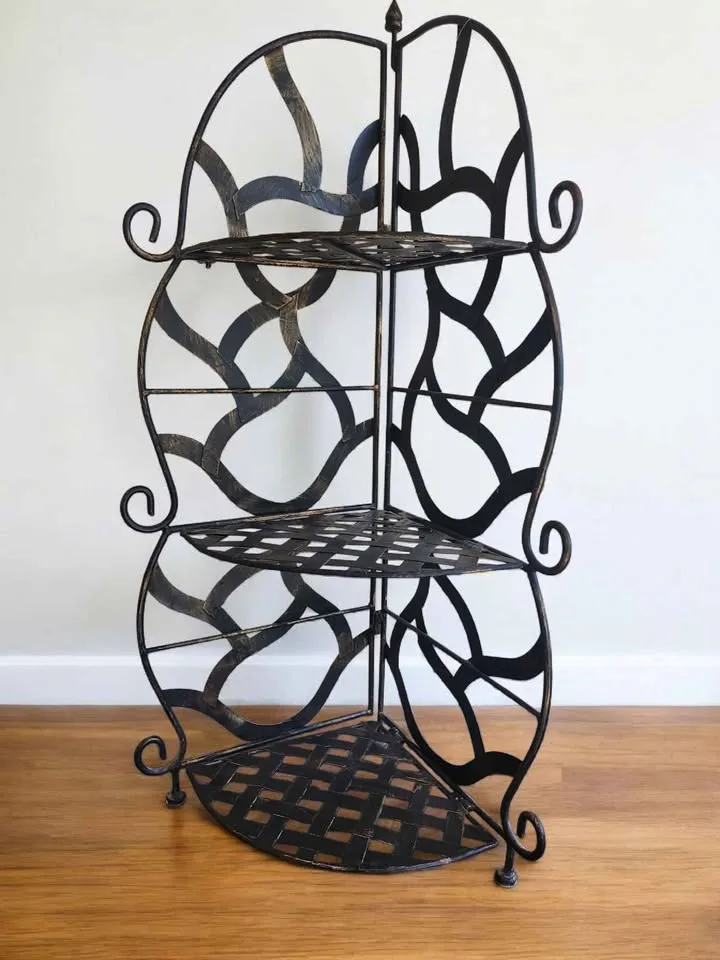Three-tiered Wrought Iron Corner Shelf / Baker's Rack image indicator(3)