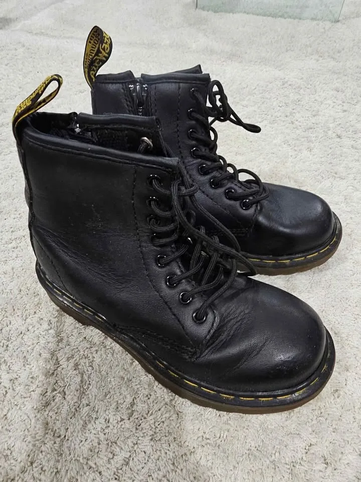 Dr Martens Junior 1460 Softy T Leather Lace Up Boots image indicator(2)