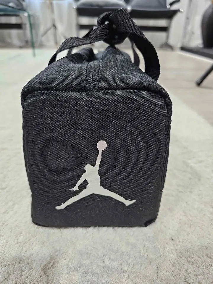 Kids Insuated Lunch Tote image indicator(2)