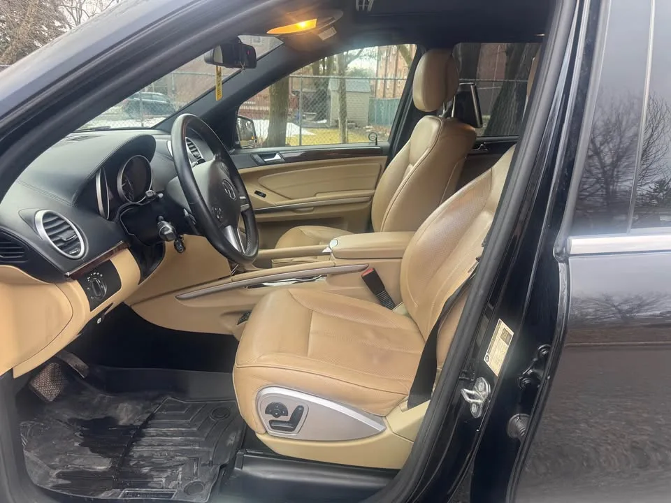 2012 Mercedes-Benz GL-Class image indicator(7)