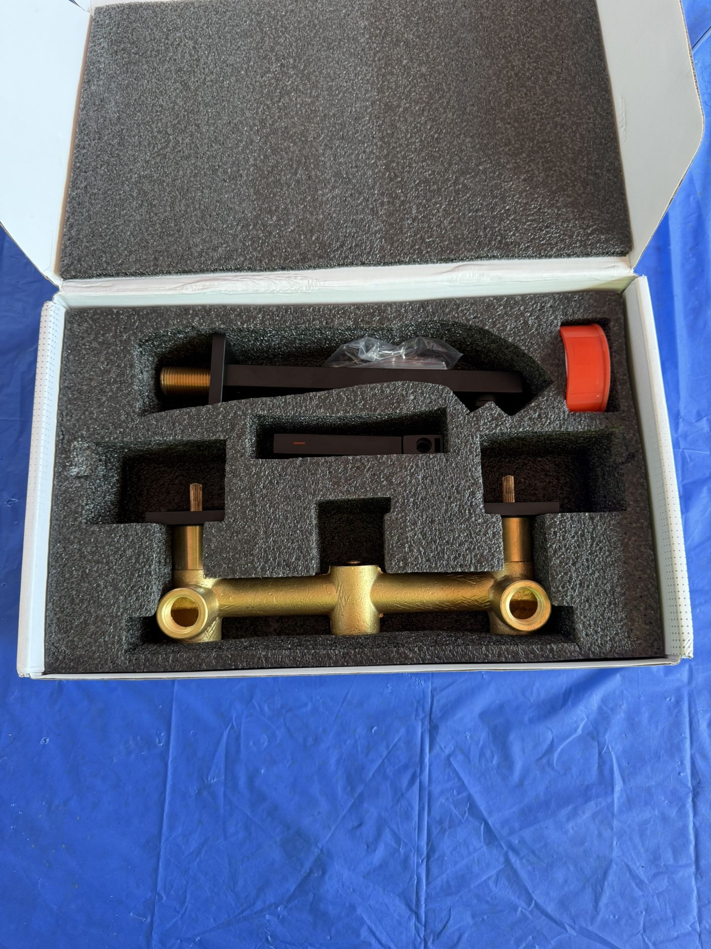 Wall mount Faucet (see all pics & description).