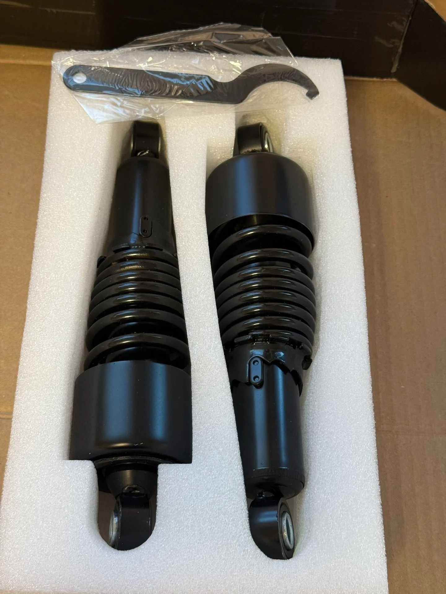 Rear Shocks for Harley. See all pics & description thumbnail