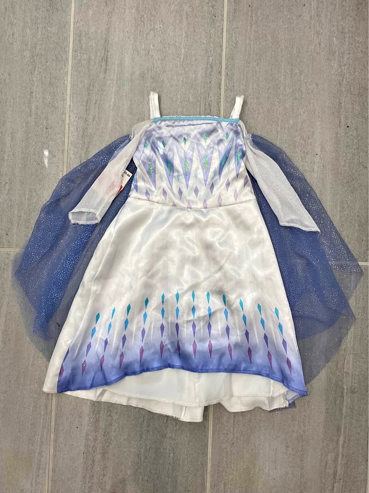 Elsa Frozen 2T Halloween costume BNWT