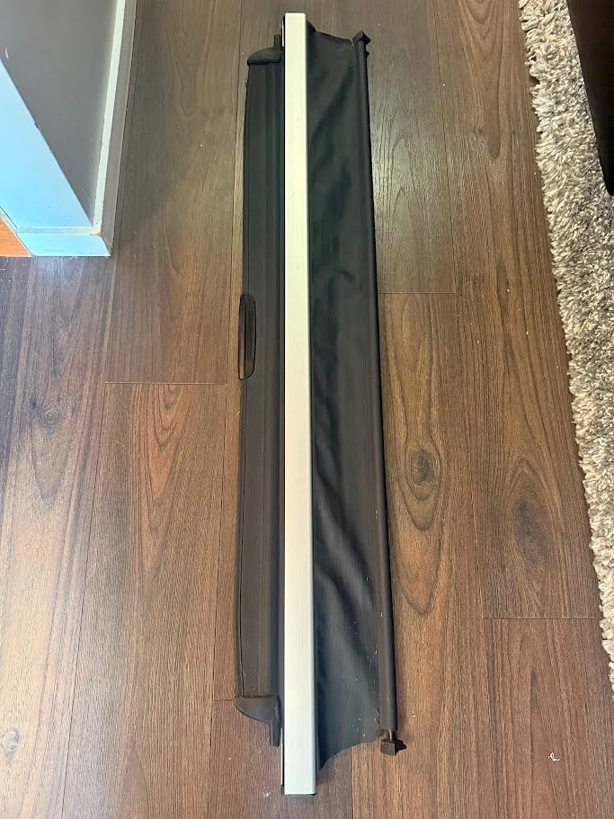 Subaru Legacy Cargo Cover