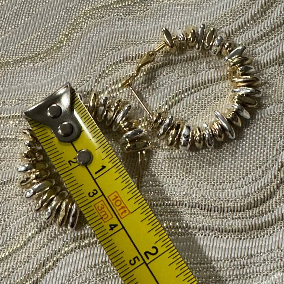 NEW 🧡 Two-tone Hoop Earrings (Gold & Silver Plated Beaded Hoops) image indicator(2)