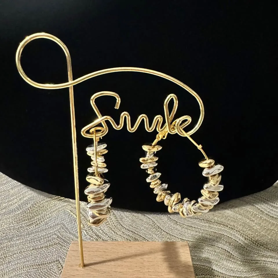 NEW 🧡 Two-tone Hoop Earrings (Gold & Silver Plated Beaded Hoops) image indicator(4)