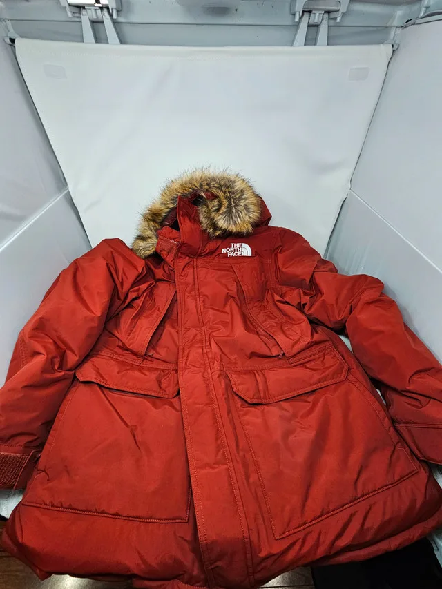 The North Face McMurdo Parka image indicator(2)