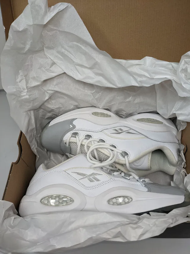 Reebok Question low Grey thumbnail