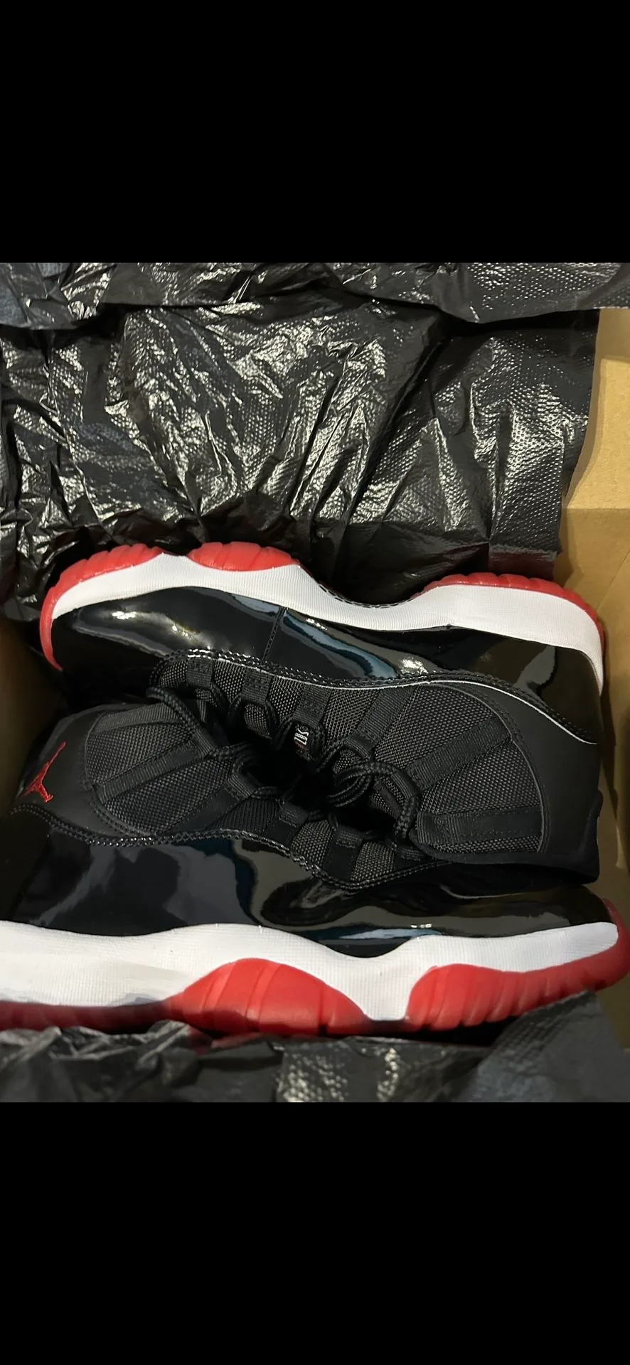 Bred 11s Size 9.5 thumbnail