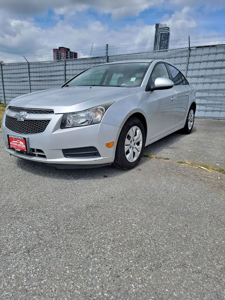 2014 Chevrolet Cruze thumbnail