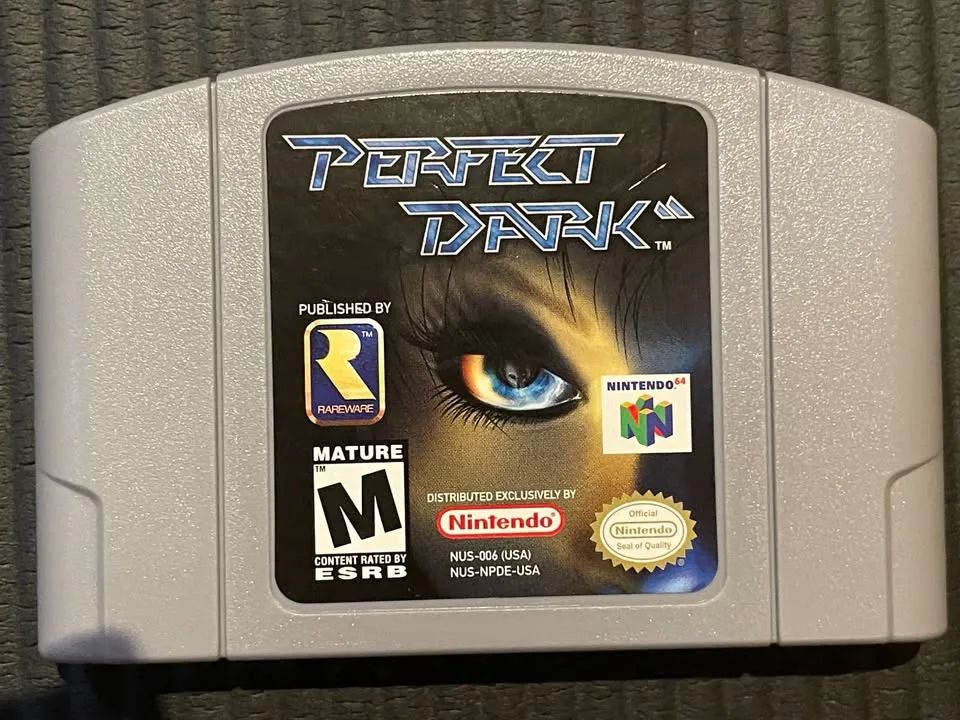N64 Perfect Dark, CIB in Near-Perfect Condition image indicator(3)