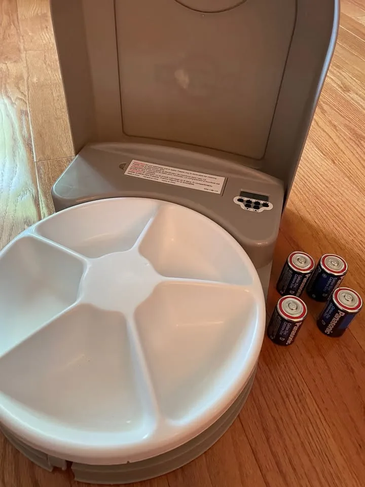 PetSafe Eatwell 5-Meal Automatic Dog & Cat Feeder image indicator(2)