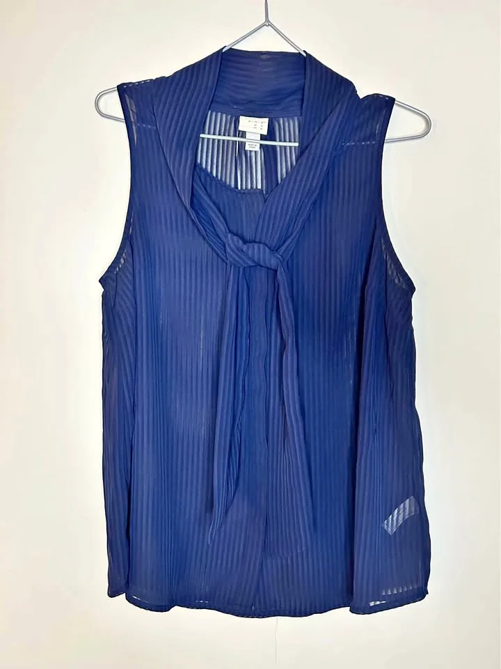 Blue shear top thumbnail