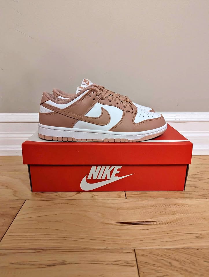 Dunk Low Rose Whisper - 9.5W