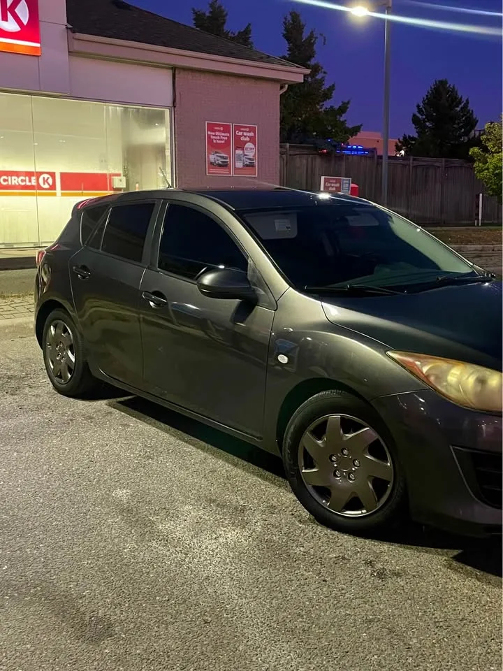 2010 Mazda MAZDA MAZDA3 image indicator(2)